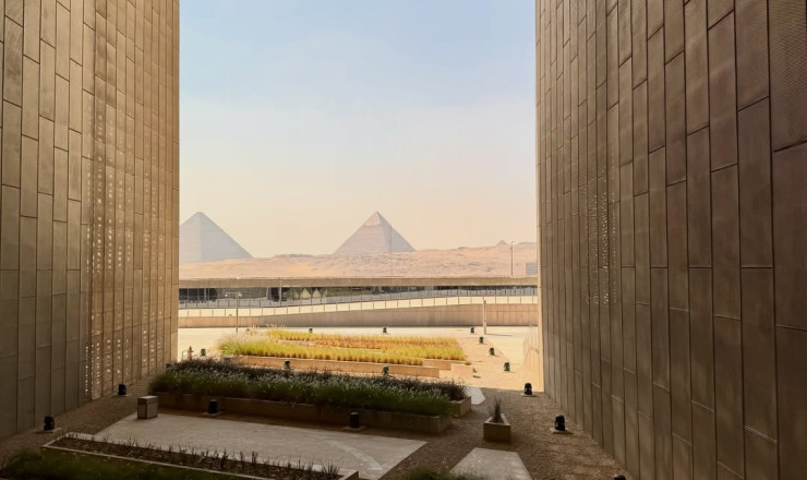 Full-Day Giza Pyramids & Egyptian Museum Bus Trip from Sharm