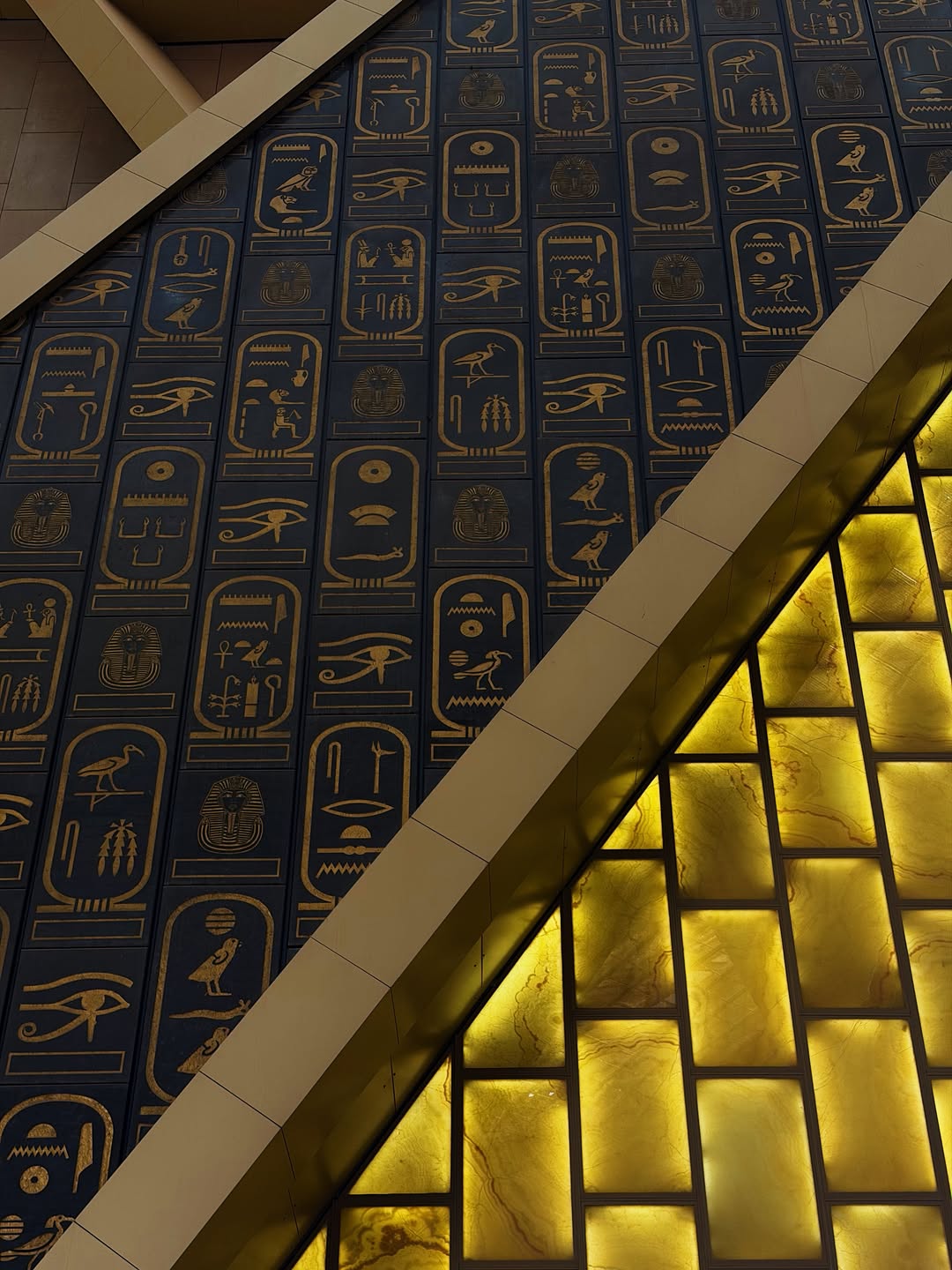 Full-Day Giza Pyramids & Egyptian Museum Bus Trip from Sharm